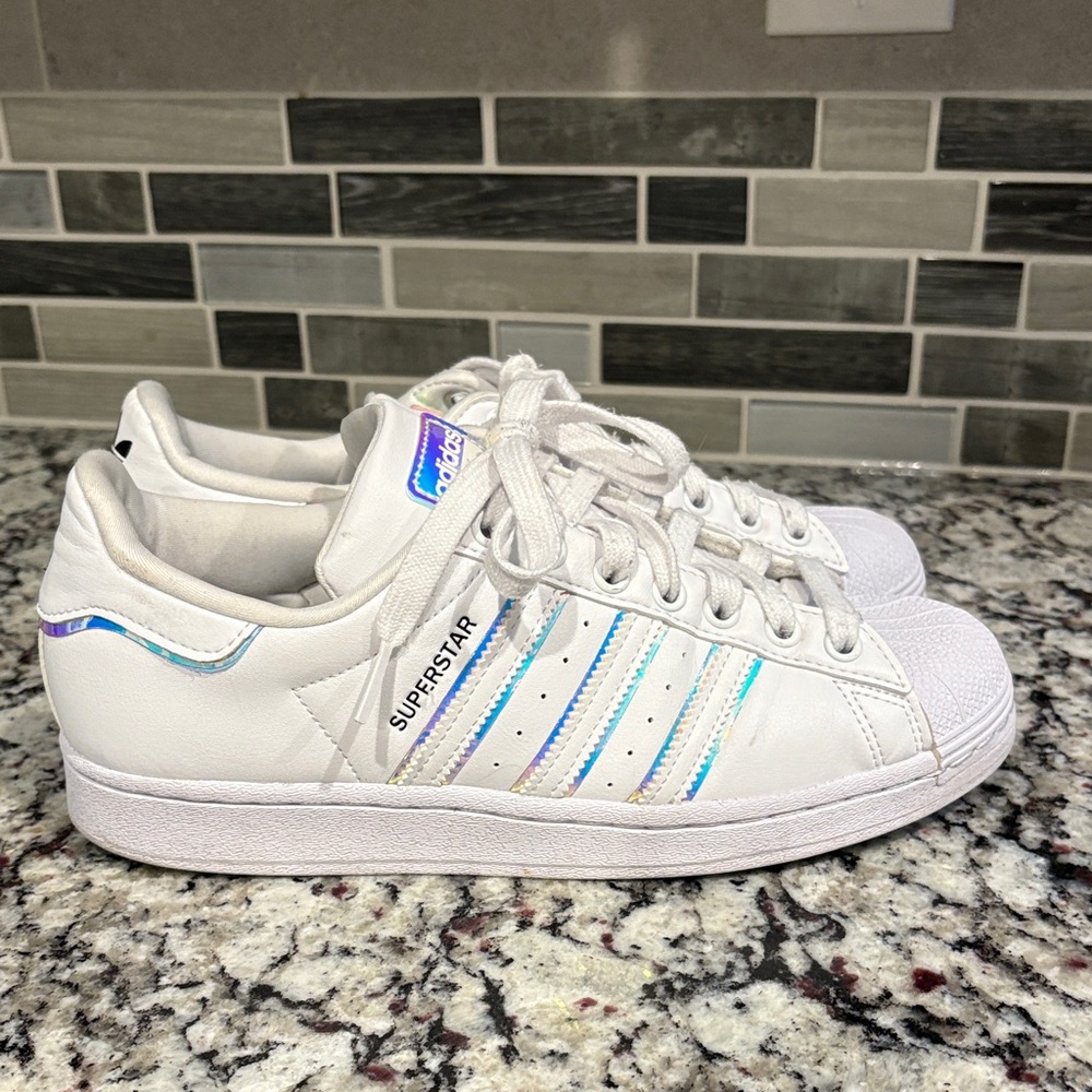 Adidas Superstar White with Iridescent Accents size 7. EUC